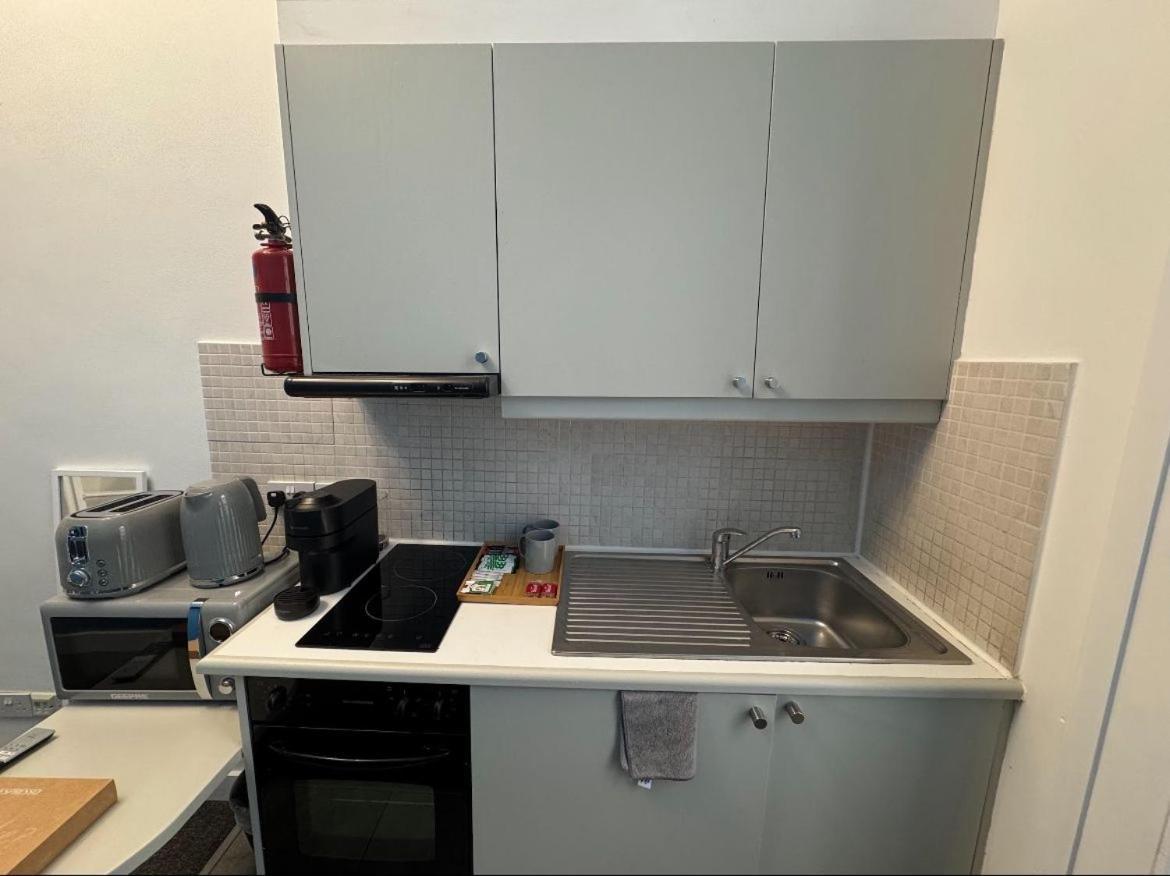 Apartment Compact Flat Close To Hyde Park